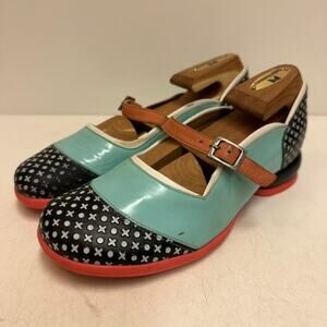 GOOD John Fluevog Fellowship Sandra Rounded-Toe Mary Jane Shoes Heels 6